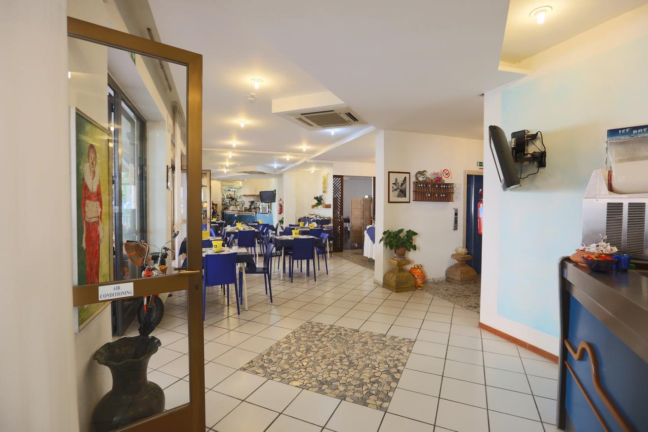 Hotel Domus Mea Cattolica Exterior photo